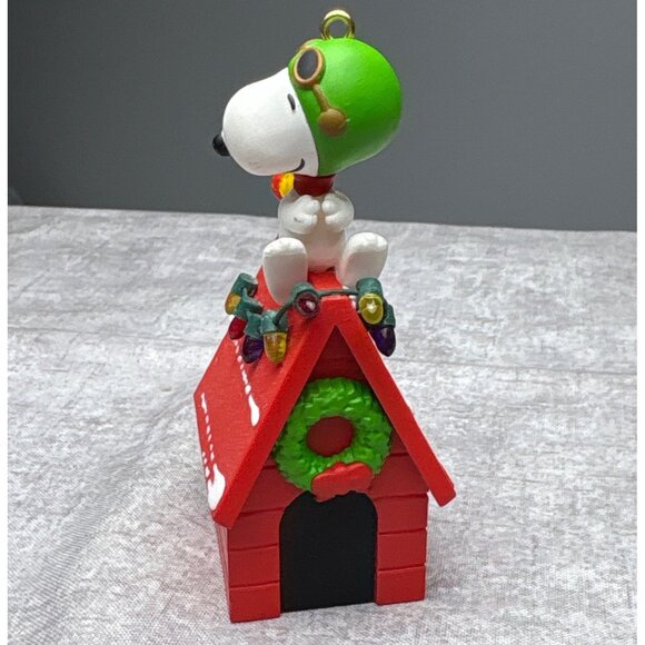 A Pair of Ace Snoopy & Woodstock 2010 Hallmark Ornament - Picture 2 of 12